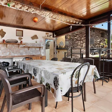 Hogar Vacacional Talu Santa Maria de Guia de Gran Canaria
